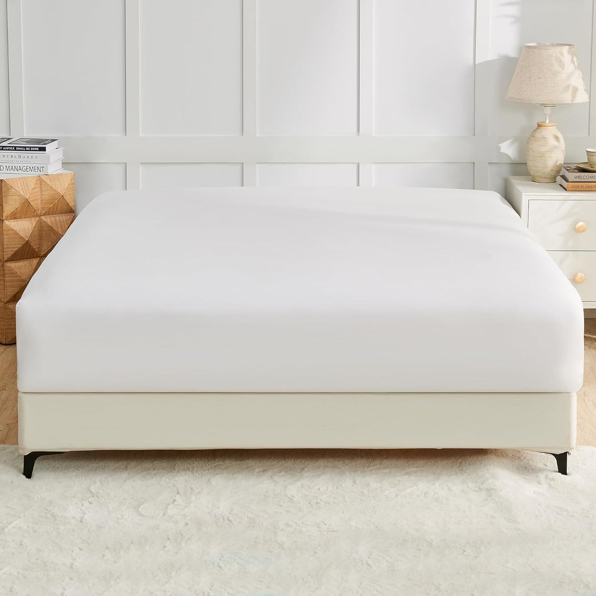LINENOVA Single Fitted Sheet – Ultra Soft 1800TC Double Brushed Microfiber, Deep Pocket Fits Mattresses up to 40cm – 1 Piece - White