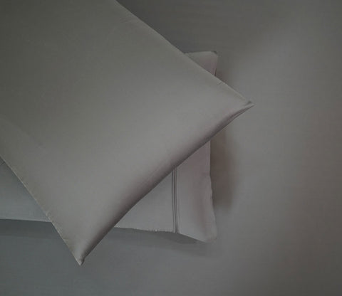 Vegan Bamboo Silk Bedsheet 300 TC Naturally Anti-Bacterial King Bedsheet with 2 Pillow Cover (Grey)