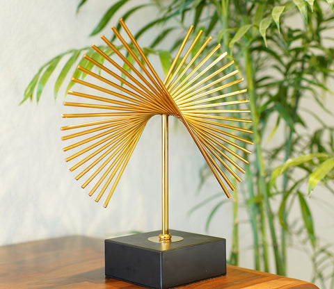 Golden Radiance Abstract Table Showpiece (L, Gold)