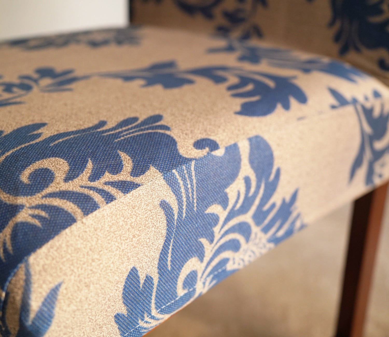 Grace Floral Printed Polyester Spandex 1 Piece Chair Cover (Blue)