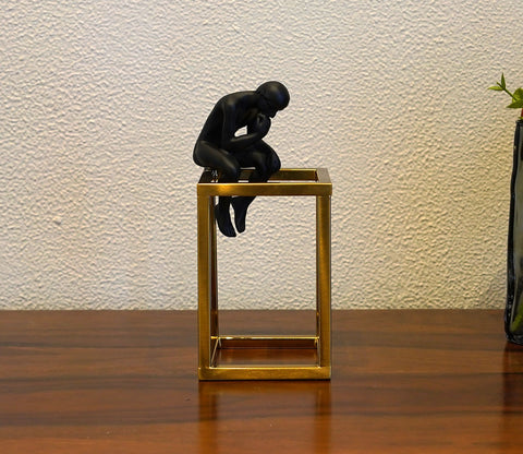 Sleek Celestial Black Human Figurine (S, Black)