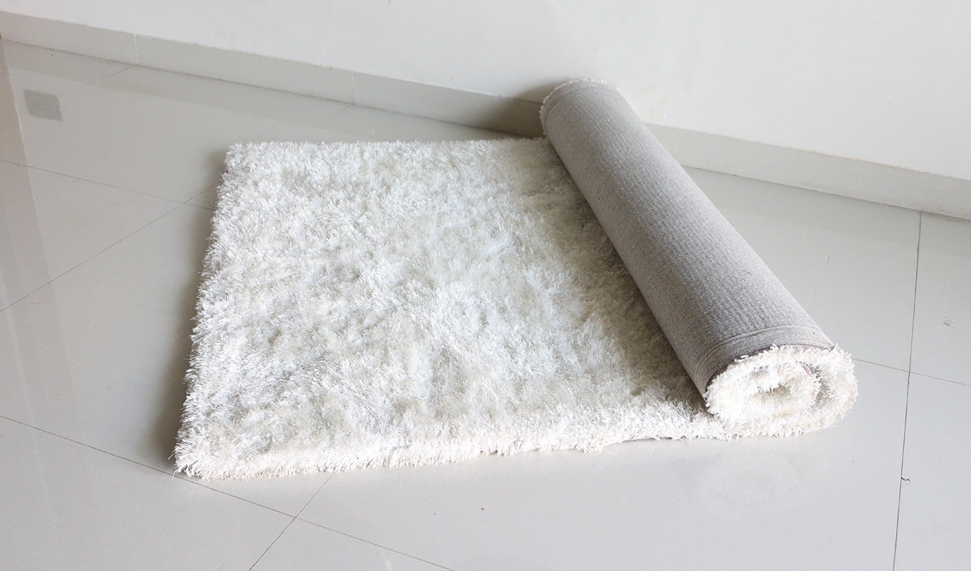 Ivory Soft Shaggy Carpet - 6 x 4 Feet