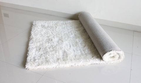 Ivory Soft Shaggy Carpet - 6 x 4 Feet