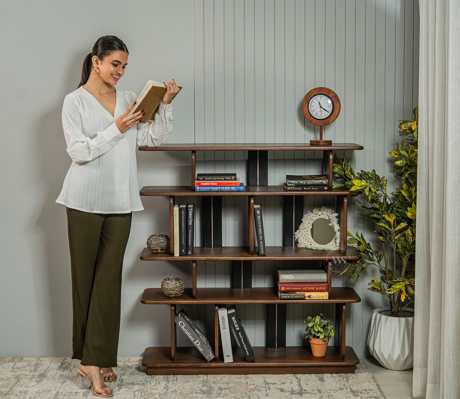 Crossroads Sheesham Wood Bookshelf with Multi-Level Open Storage (Teak Finish)