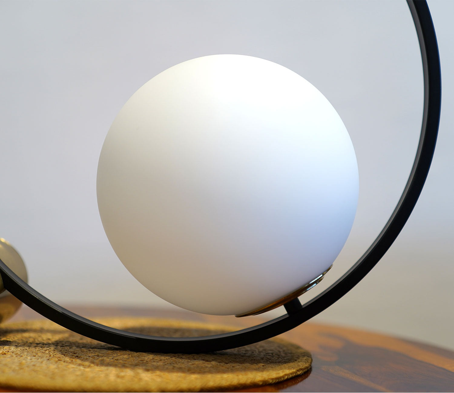 Bianca LED Table Lamp