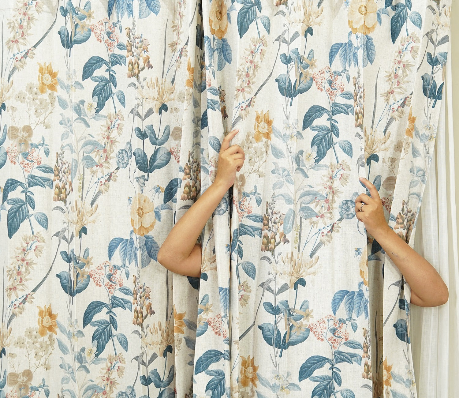 Leafy Floral Print Light-Filtering Door Curtains Set of 2 (Blue, 7 Feet)