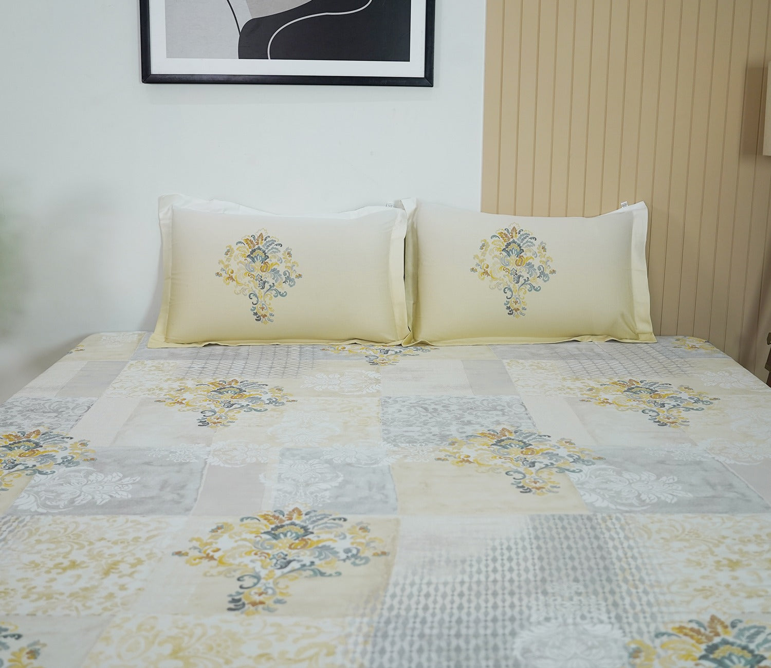 Grid Planters 300 TC Flat Pure Cotton King Size Bedsheet With 2 Pillow Covers (Grey)