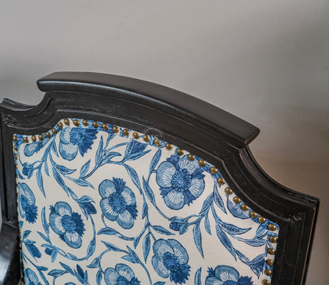 Heritage Dual Upholstery Sheesham Wood Arm Chair with Brass Detailing (Blue)