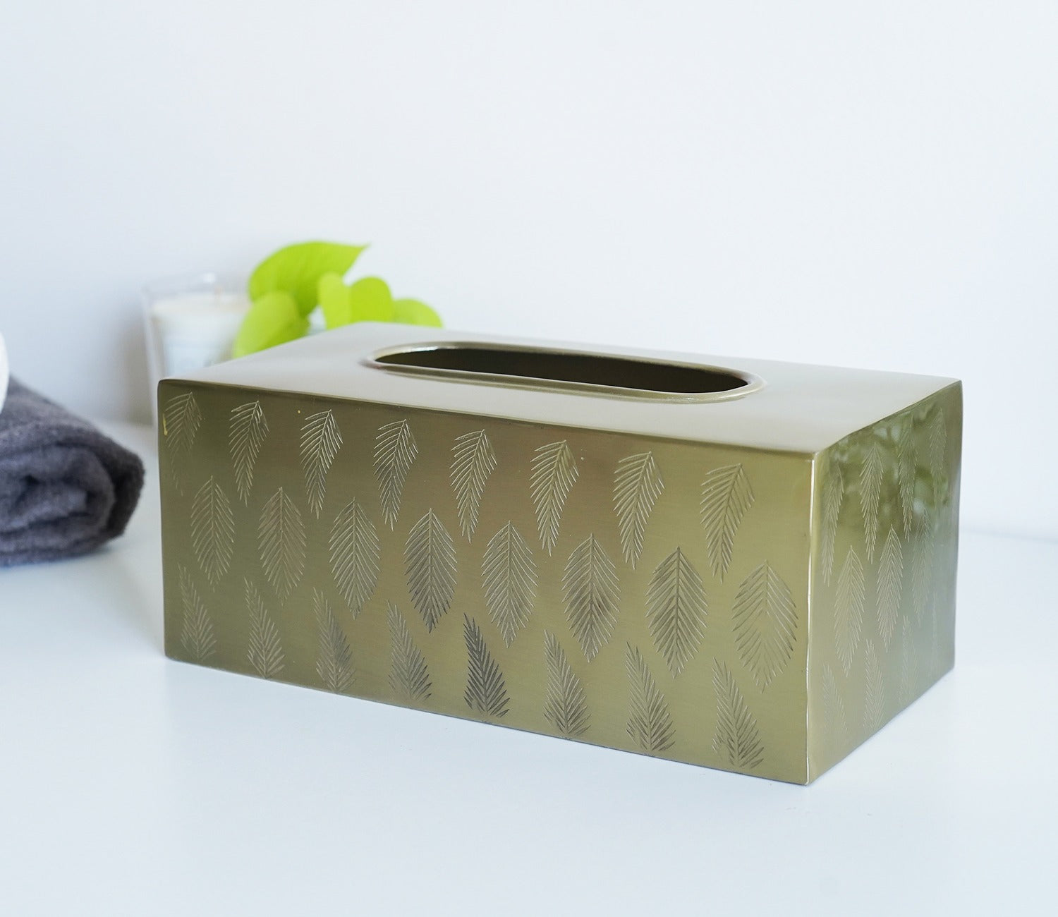 Midori Self Leaf Gold And Black Luster Tissue Box