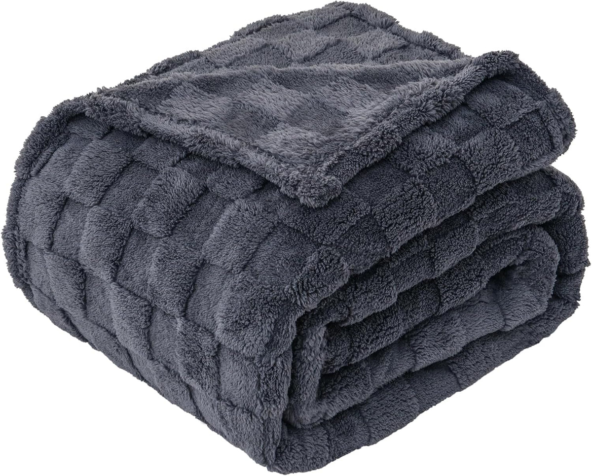 LINENCART Fleece Throw Blanket Queen Size, 300GSM Checkered Coral Fleece Blanket for Couch or Bed, Soft Lightweight Warm Blankets for All Seasons, Charcoal, 220 x 240 cm