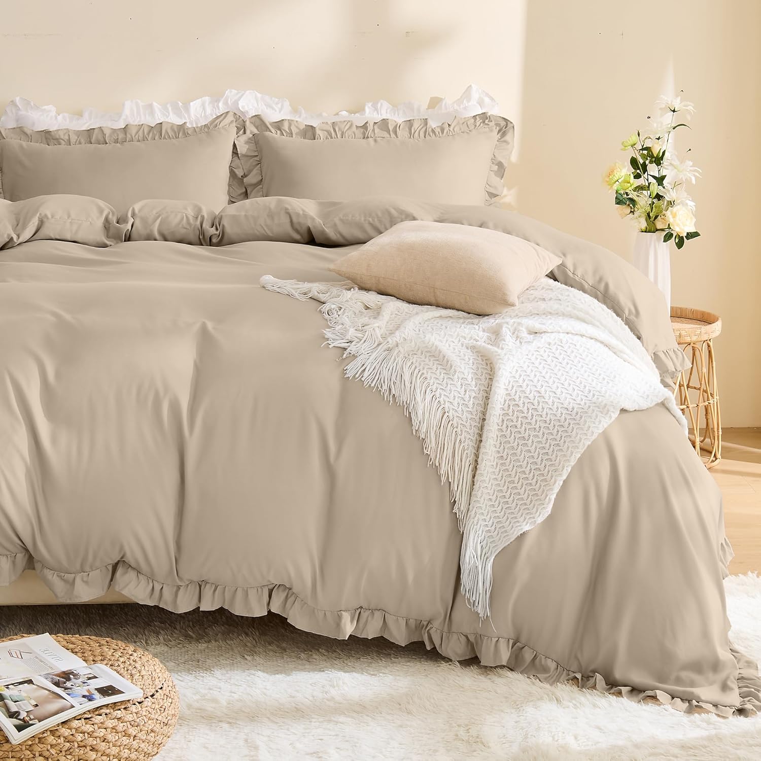 LINENCART Ruffle Quilt Cover Set Queen – Ultra Soft 2000TC Microfibre Duvet Doona Cover with Corner Ties & Button Closure – 3-Piece Bedding Set with 2 Pillowcases - Warm Sand