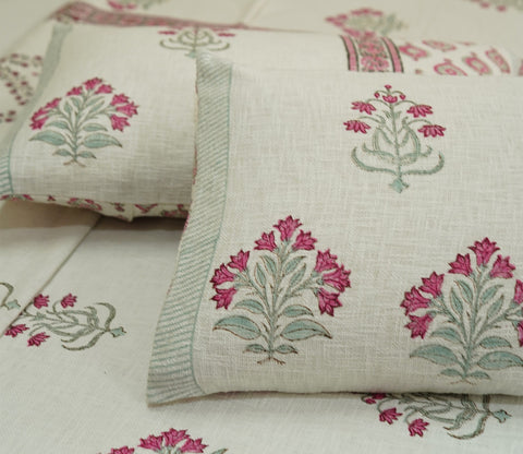 Modish Floral Printed Handloom Cotton Double Bed Cover King Size