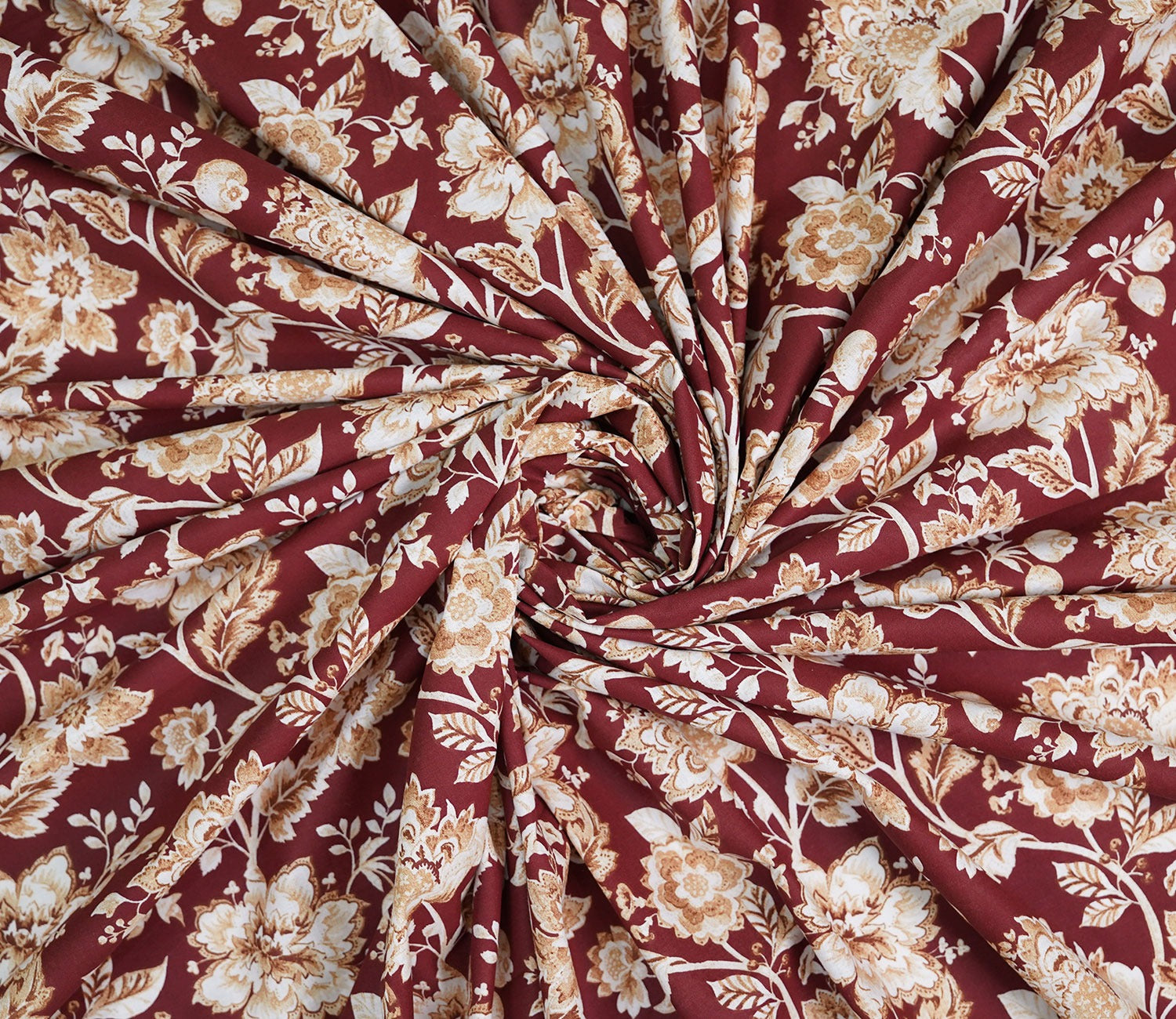 Rose Moments Queen Size Bedsheet (Red)