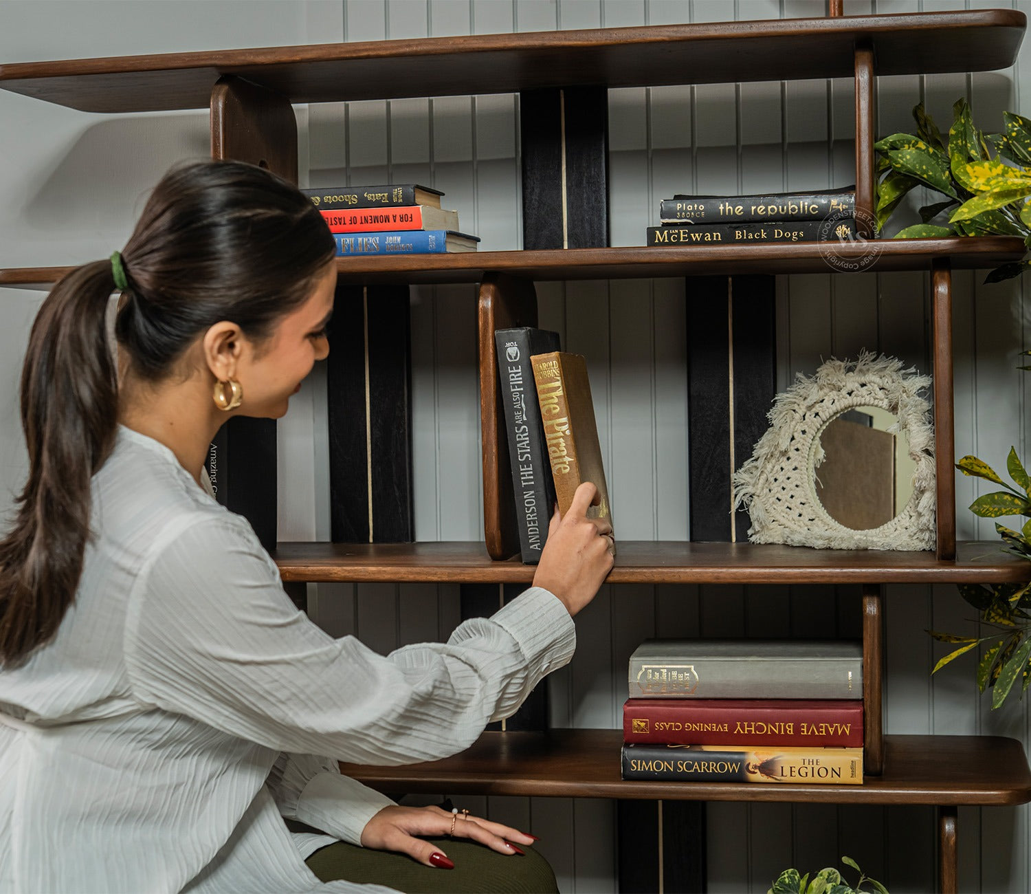 Crossroads Sheesham Wood Bookshelf with Multi-Level Open Storage (Teak Finish)