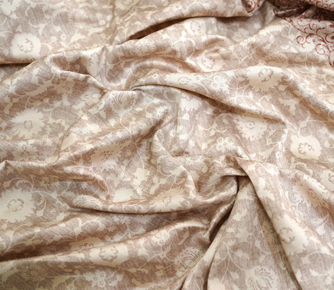 Acanthus Classic Printed King Size Bedsheet (Beige)