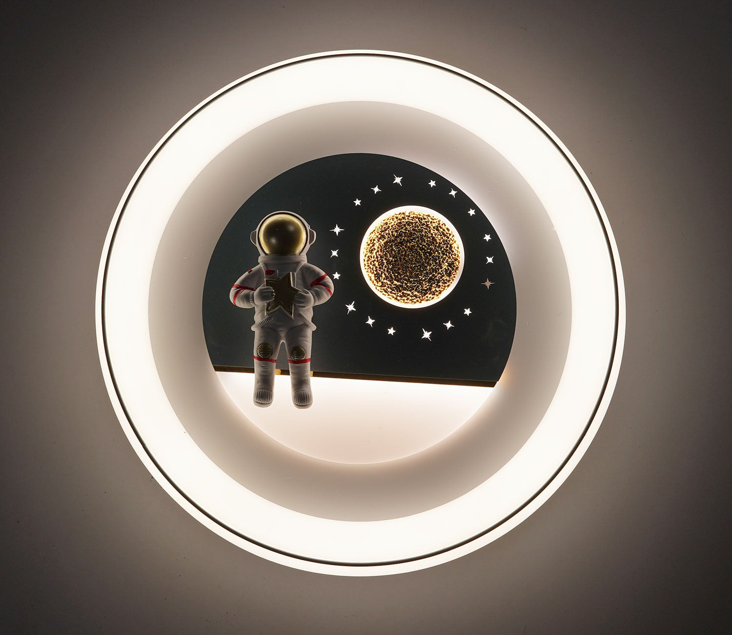Elowen Greeen Base White Astronut