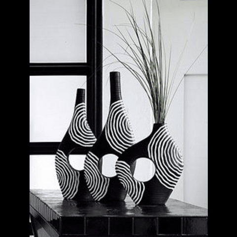 Trueliving B&C Flower Vase 41L x 24W x 10H Centimeters