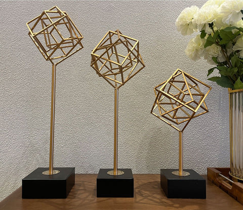 Blossom Diamond Console Table Decor (S, Gold)