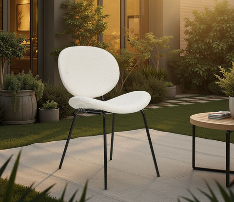 Clouda Modern Upholstered Chair in Boucle Fabric (White)
