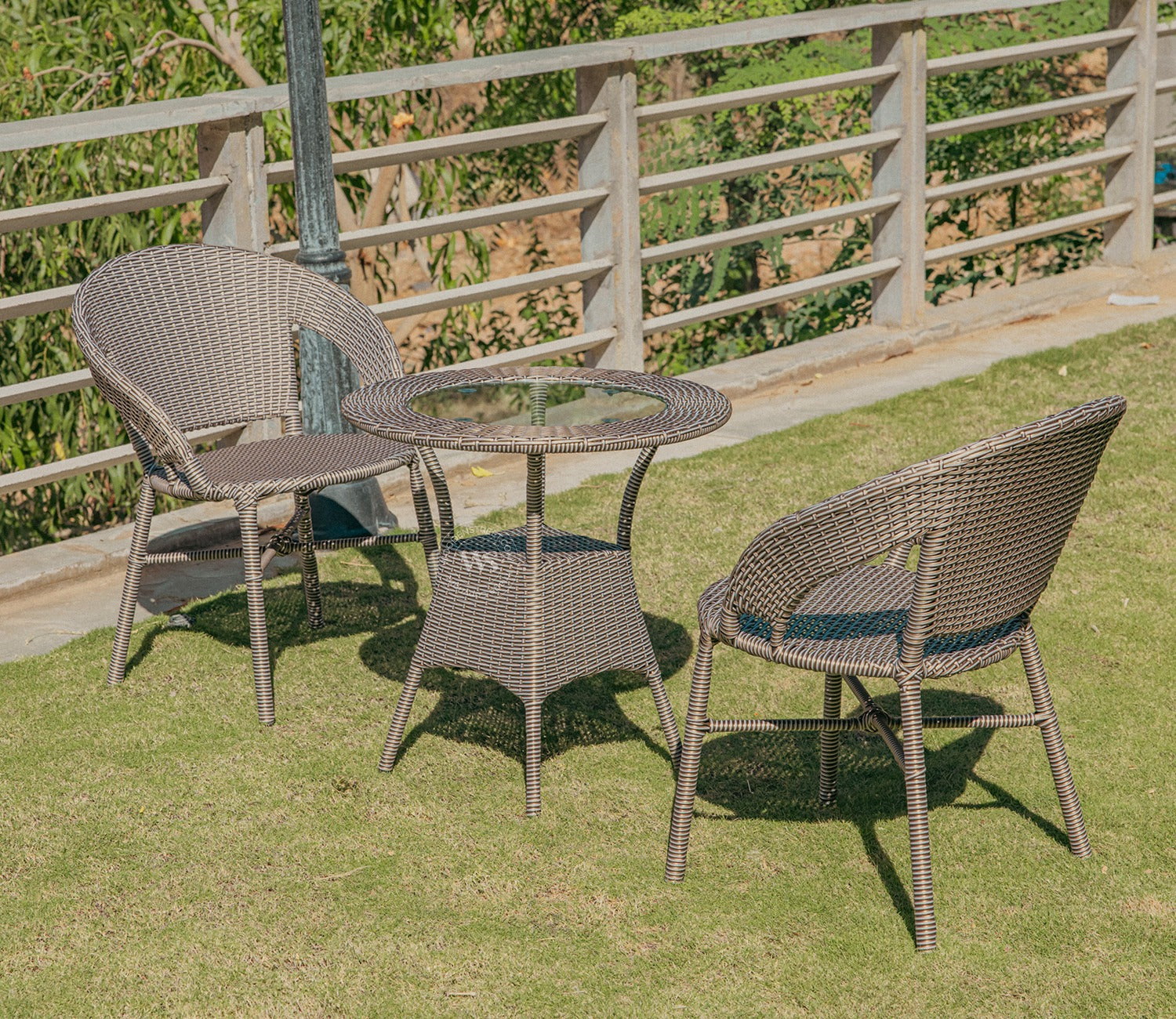 Veneto 2 Seater Outdoor Set (Golden White)