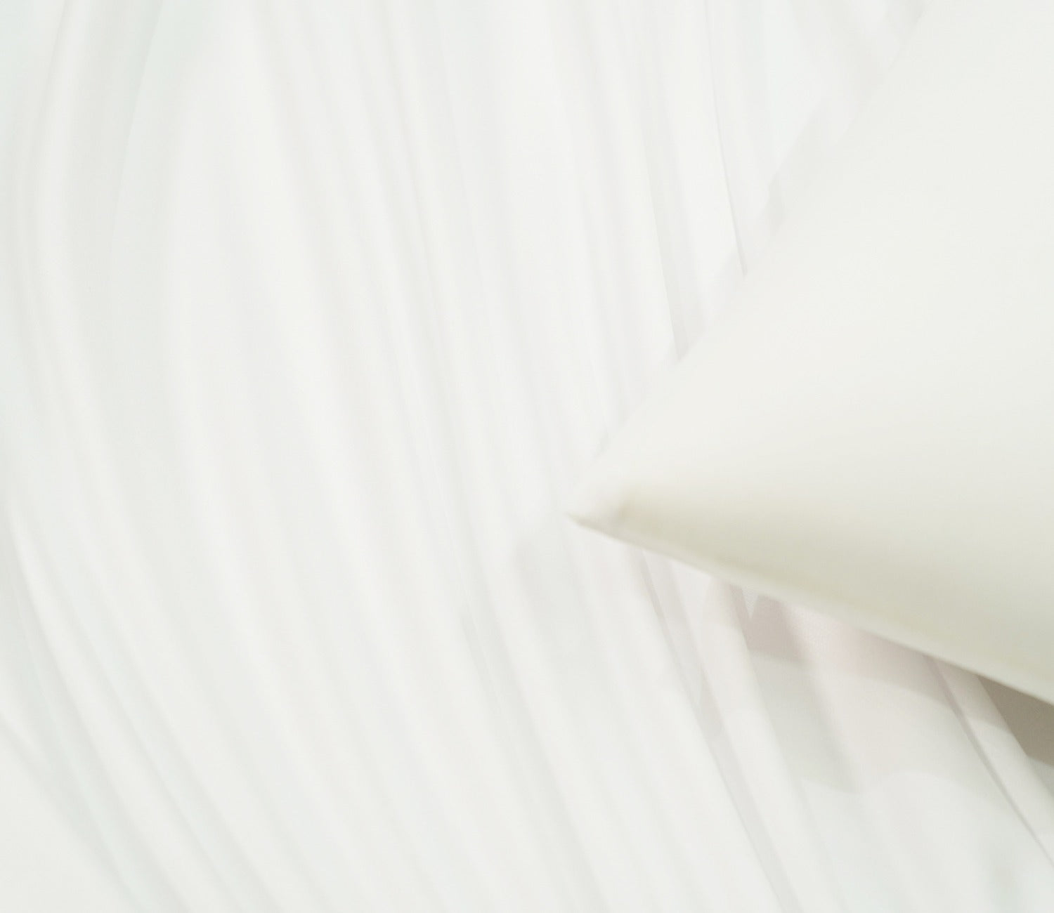 Vegan Bamboo Silk Bedsheet 300 TC Naturally Anti-Bacterial Fitted Queen Bedsheet with 2 Pillow Cover (White)