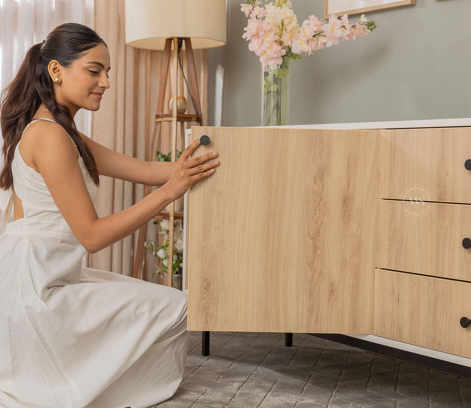 Marbay Modern White Sideboard & Cabinet with Textured Front & Metal Base (Engineered Wood, Santana Pattern)