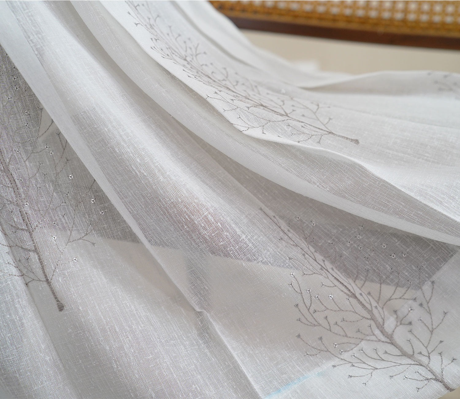 Shimmer Tree 1 Piece Sheer Curtain (Grey, 7 Feet)