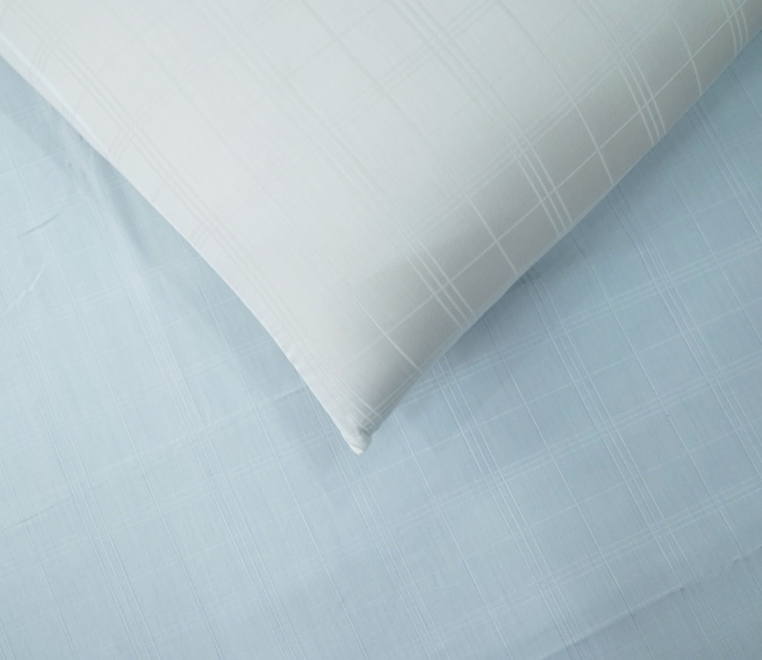 Vegan Dobby Organic Bamboo King Size Bed Sheet with 2 Pillowcases (White)