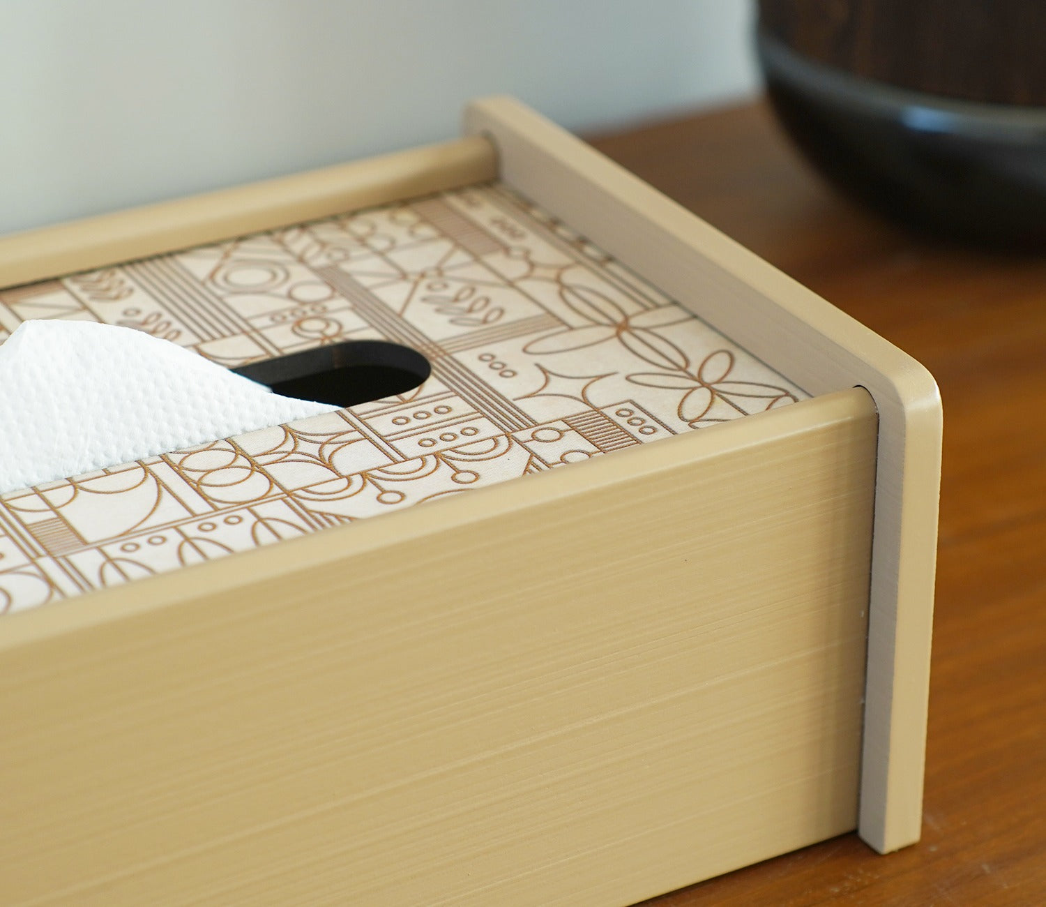 Laurel Wooden Tissue Paper Holder