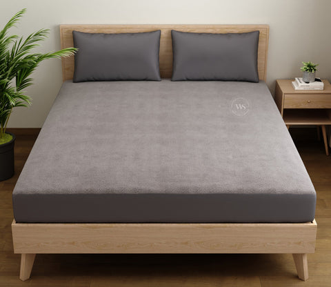 Featherix Cotton Feel Terry Ultra Soft Breathable Hypoallergenic Waterproof Mattress Protector Queen Size (Grey, 78 x 60)