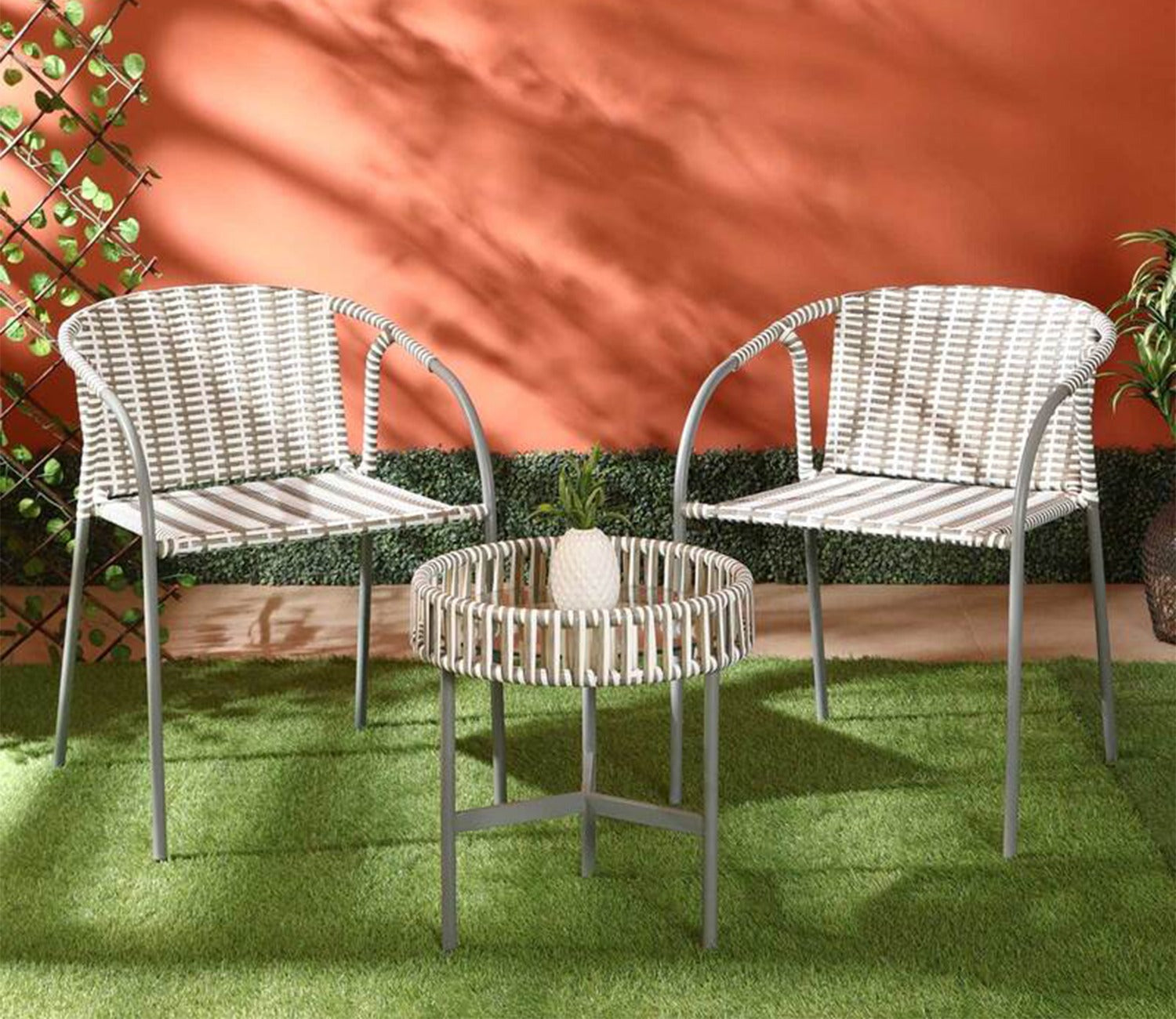 White And Grey Rope Outdoor Furniture
