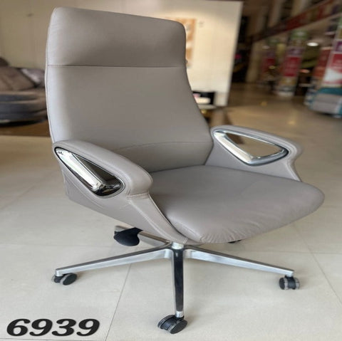 Trueliving_Revolving_Office_Chairs