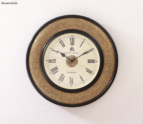 Brado Brass Analog Metal Fitted Wooden Wall Clock