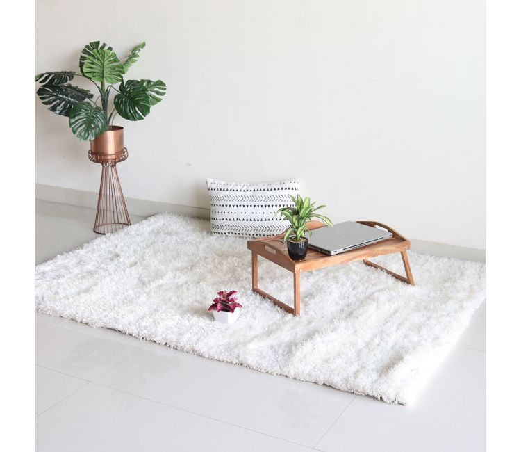 Ivory Soft Shaggy Carpet - 6 x 4 Feet
