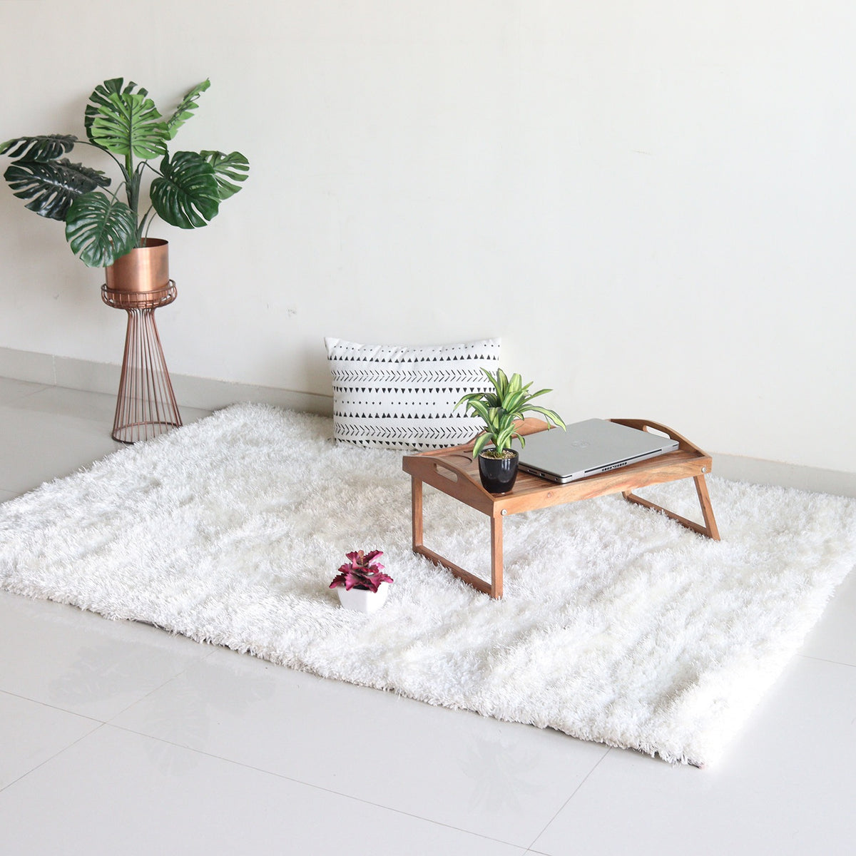 Ivory Soft Shaggy Carpet - 6 x 4 Feet