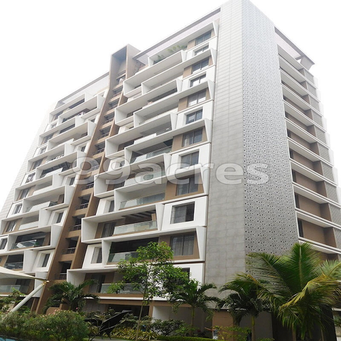 Celebrity Greens Vesu,Surat 2-3 BHK 24-29 LAC 8917341408