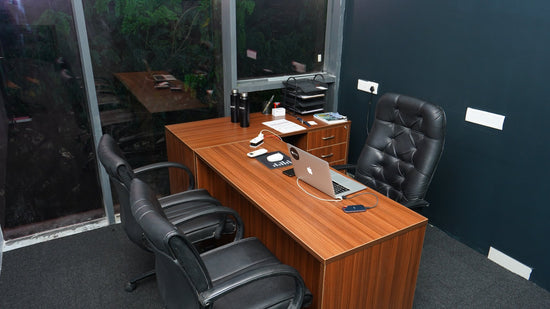 Human Resources (HR) Professionls