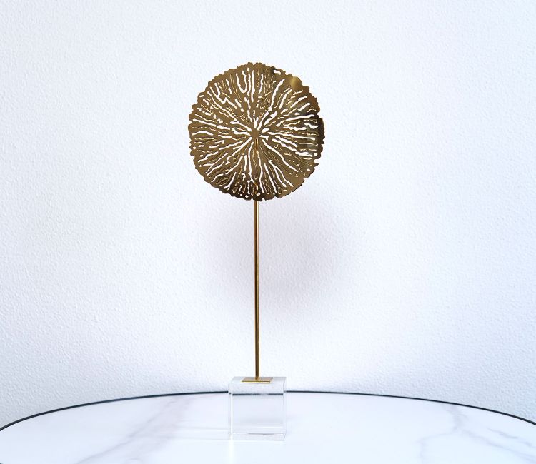 Blossom Radiance Table Decor (L, Gold)
