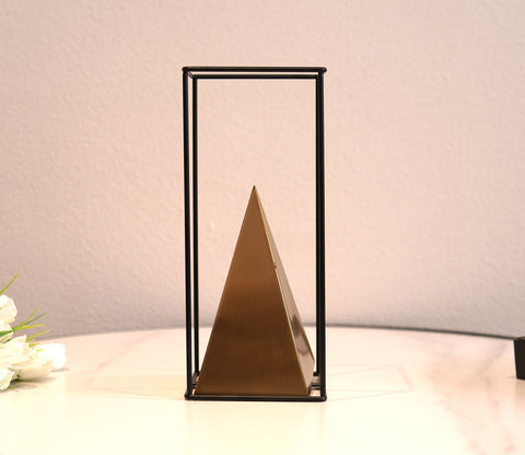 Golden Iron Pyramids Table Decor (Gold, L)
