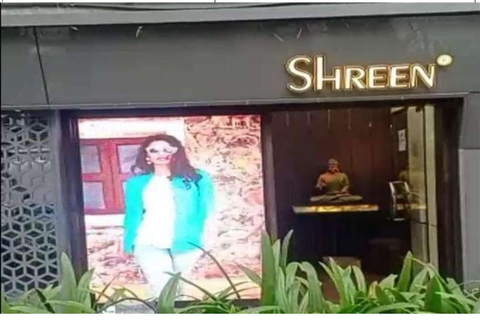 PH4 Pro Series Outdoor LED Display Board – High Brightness, Waterproof, Mobile/PC Controlled