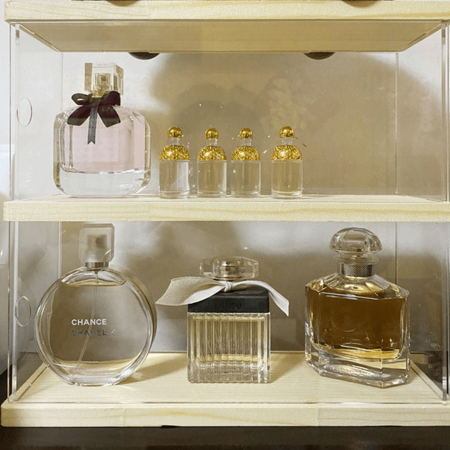 Trueliving Cream Wood Modern Retail Store Perfume display Unit L30*W30*H90 CM