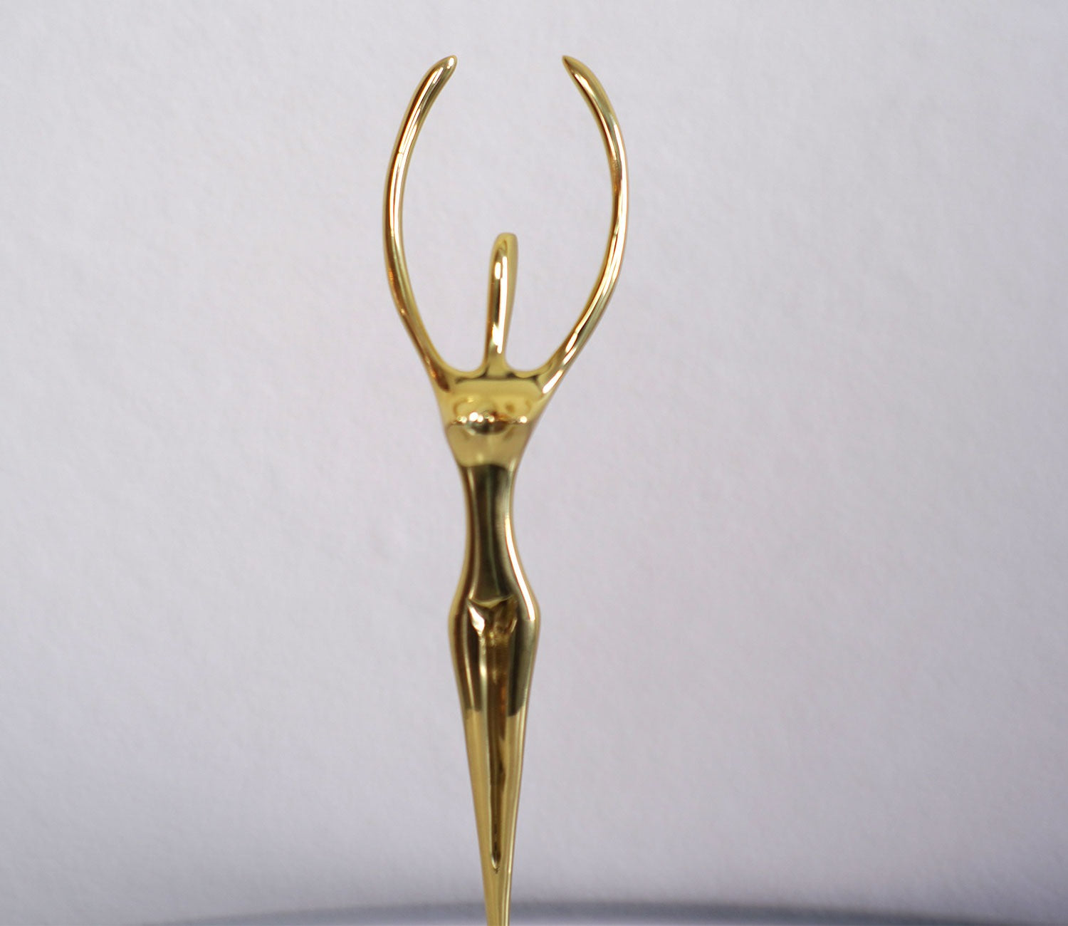 Graceful Bliss Table Decor (S, Gold)